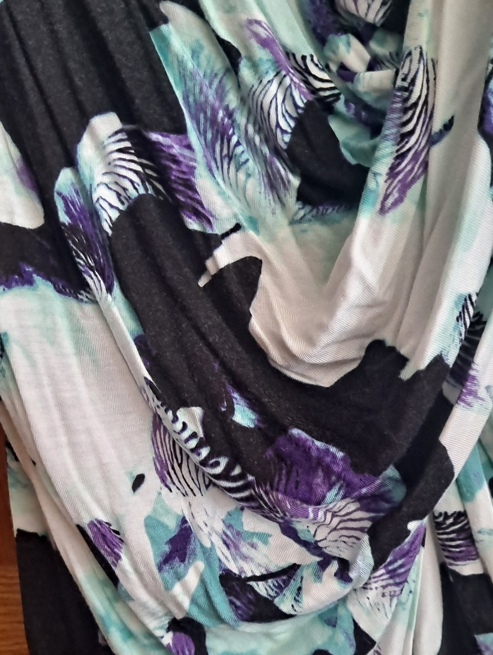 Jennifer Lopez Tropical Drape Front Top - Black & Aqua Tropical - Picture 4 of 6